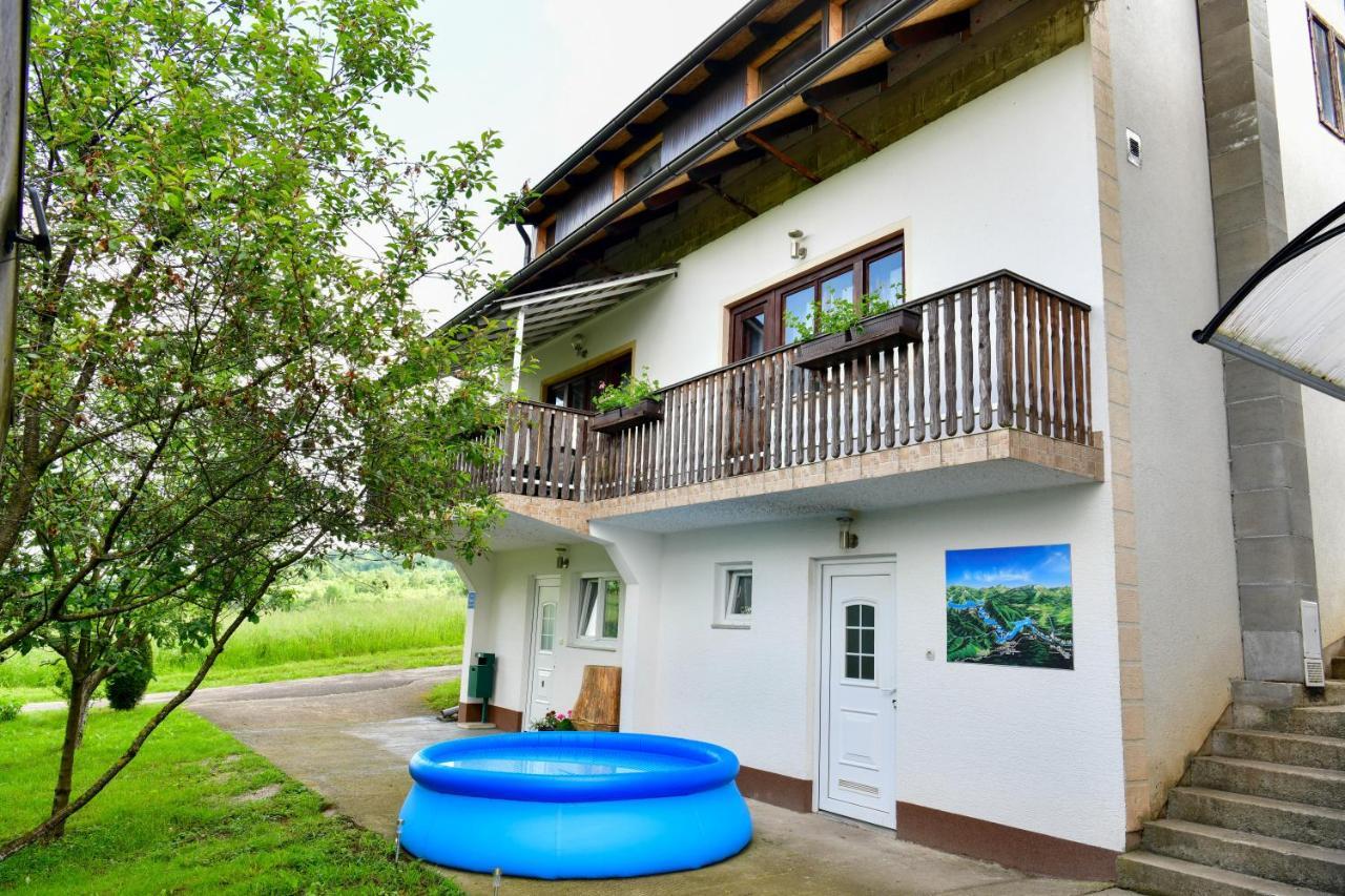 Apartman Leona Rakovica Εξωτερικό φωτογραφία