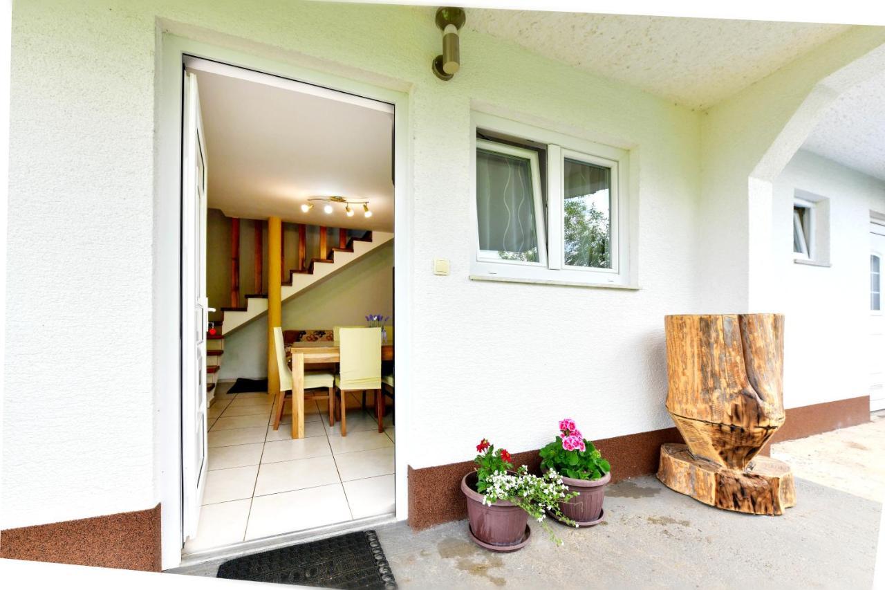 Apartman Leona Rakovica Εξωτερικό φωτογραφία