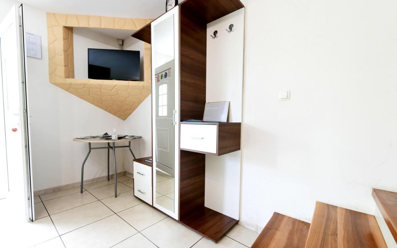 Apartman Leona Rakovica Εξωτερικό φωτογραφία