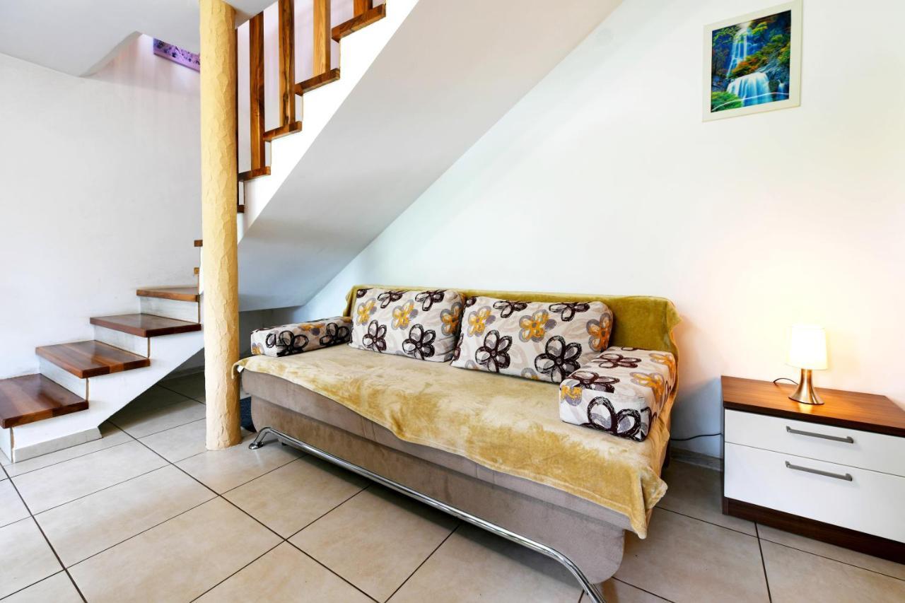 Apartman Leona Rakovica Εξωτερικό φωτογραφία